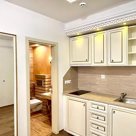 Golden Rainbow - Private - Bsr - 2 Apartmán